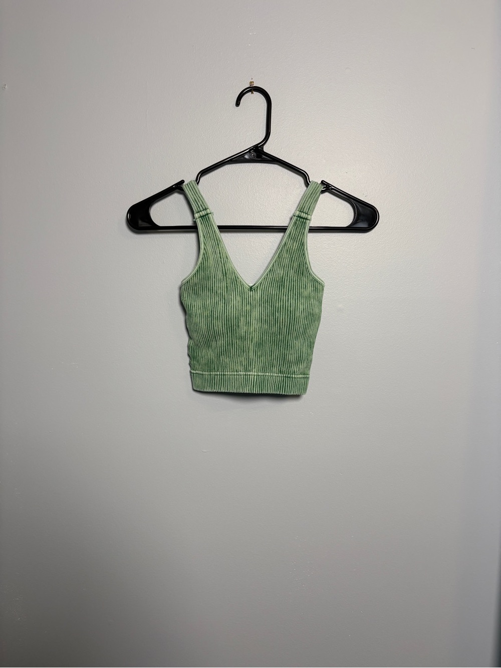 Zenana Outfitters Ribbed V-Neck Crop Top - Light Green